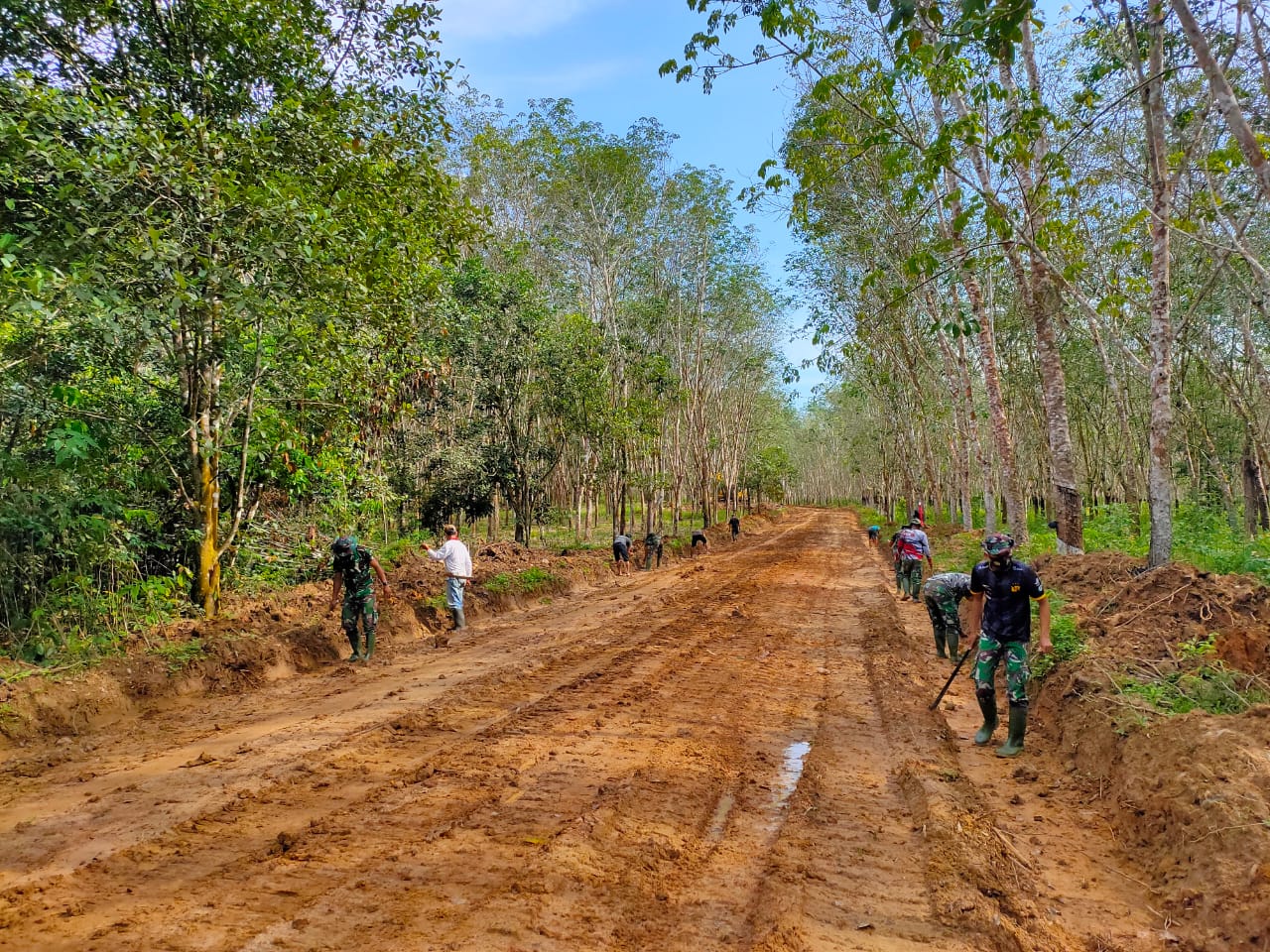 TMMD ke 110 buka jalan penghubung