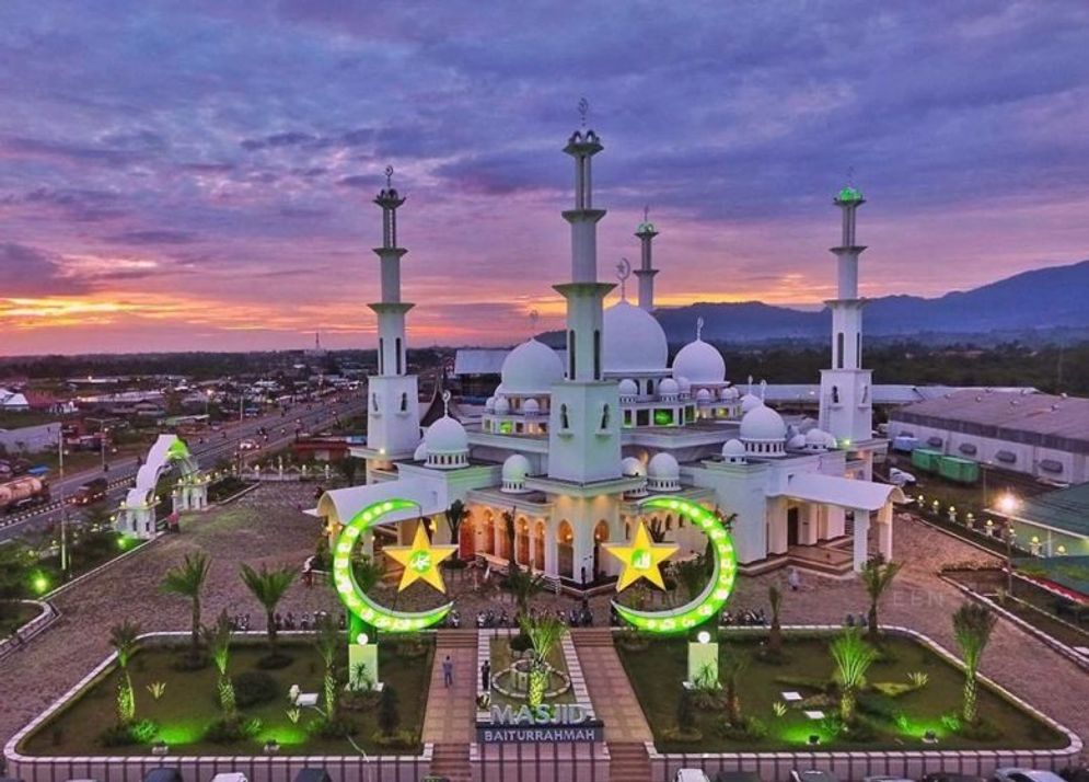 Ilustrasi Masjid Baiturrahmah Kota Padang. Foto: ist