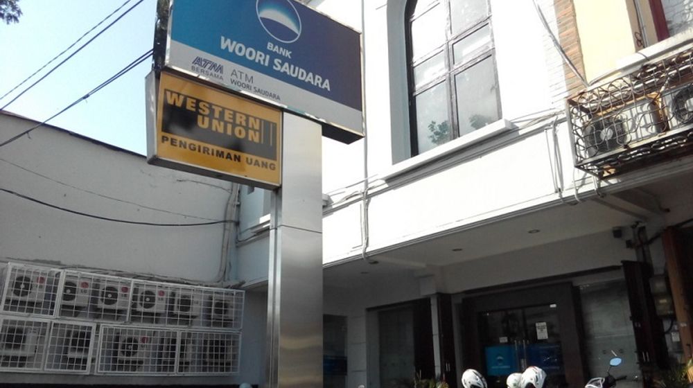 PT Bank Woori Saudara Indonesia 1906 Tbk (SDRA) merupakan bank hasil penggabungan antara Bank Woori Indonesia dengan Bank Saudara pada tahun 2014 