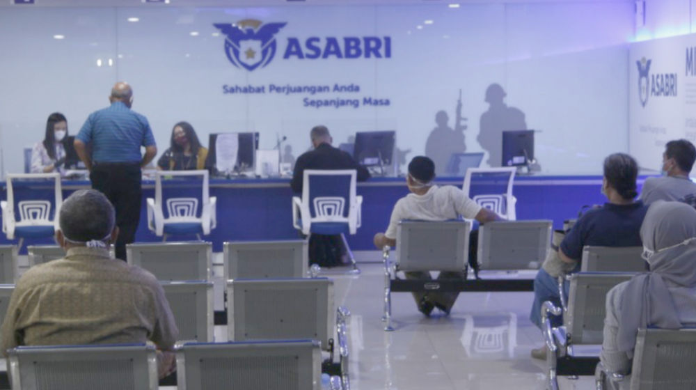 <p>Suasana pelayanan di gedung kantor pusat Asabri, di Jalan Mayjen Sutoyo, Kramat Jati, Jakarta Timur. Foto: Ismail Pohan/TrenAsia</p>
