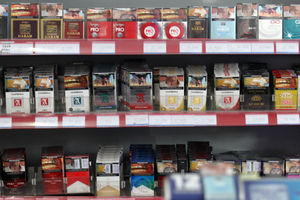 Larangan Jual Rokok Eceran Ancam Mata Pencaharian PKL