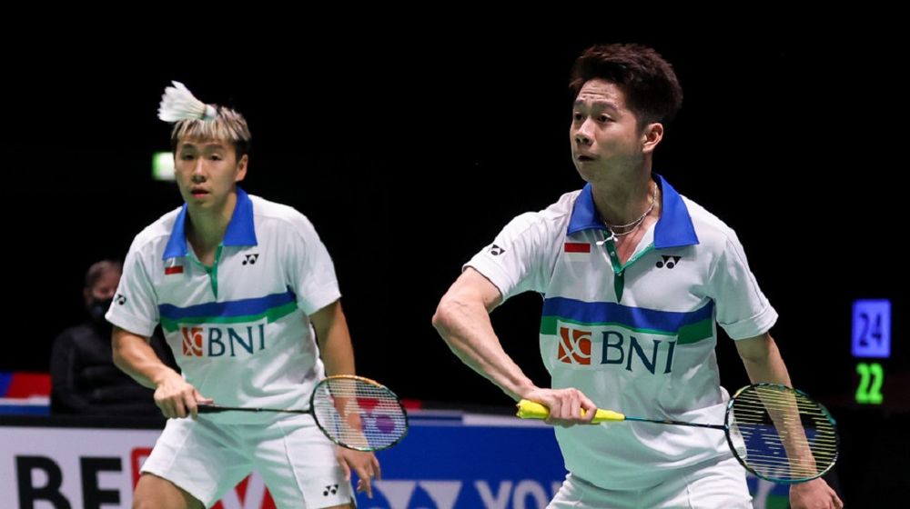 <p>Atlet badminton ganda putra yang dijuluki The Minions, Kevin Sanjaya dan Marcus Gideon di All England 2021 / Dok. BWF</p>
