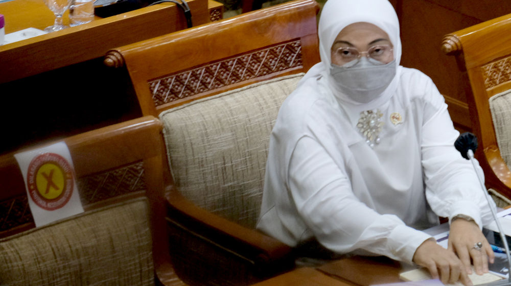<p>Menteri Ketenagakerjaan, Ida Fauziyah saat rapat kerja dengan Komisi IX DPR di kompleks Parlemen, Senayan, Jakarta, Senin, 15 Maret 2021. Foto: Ismail Pohan/TrenAsia</p>
