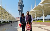 <p>Gautam Adani Beserta Keluarga / Twitter @gautam_adani</p>