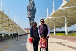 <p>Gautam Adani Beserta Keluarga / Twitter @gautam_adani</p>
