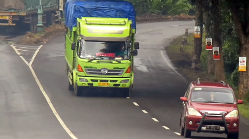 <p>foto: tangkapan layar YouTube Indotruk,id</p>
