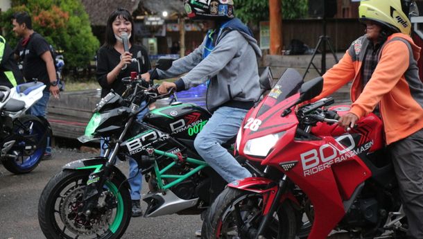 Meet Up Bold Riders Banjarmasin Galang Donasi untuk Korban Bencana di NTT