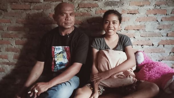 SISI KEHIDUPAN: Seroja, Ina Peni Utan Lolo,  dan Apolonia