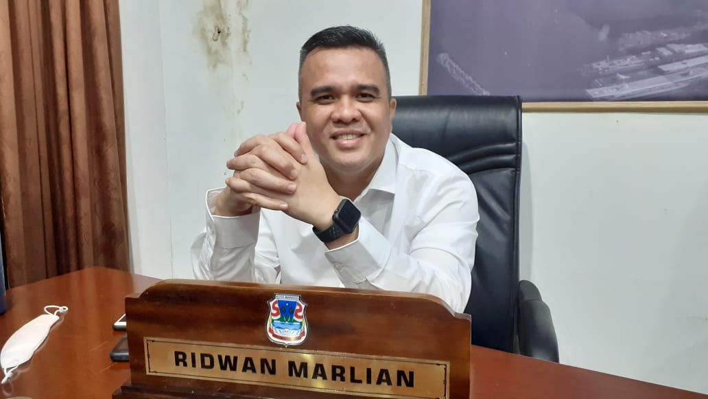 Anggota Komisi II DPRD Kota Manado, Ridwan Marlian. (Foto:mike)