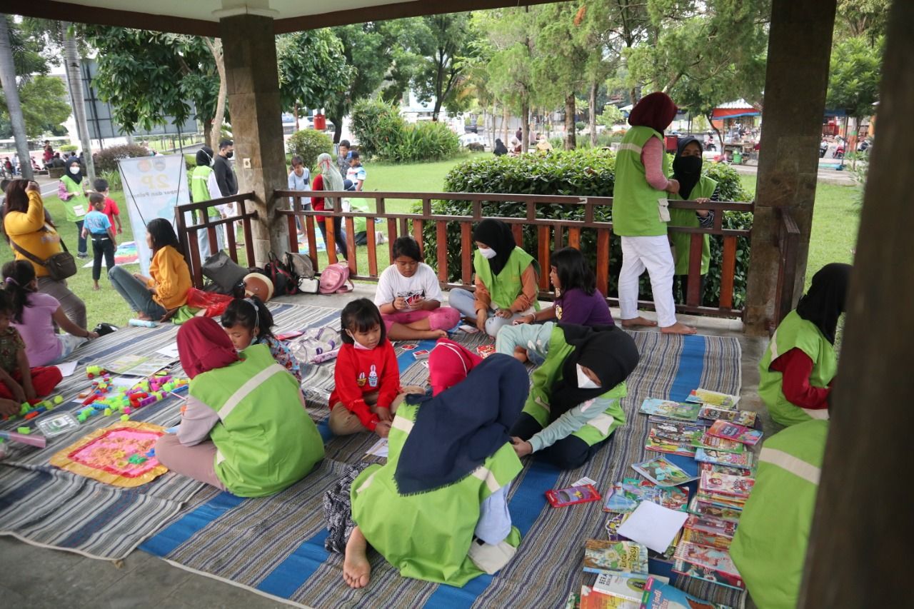 NgabubuRead, Salah satu kegiatan Rutin Forum Anak Kabupaten Pacitan saat Ramadhan
