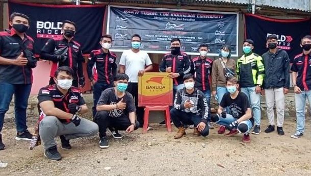 Enam Chapter CBR Indonesia Community di Sulut Bantu Bangun  Masjid di Bolmong Utara