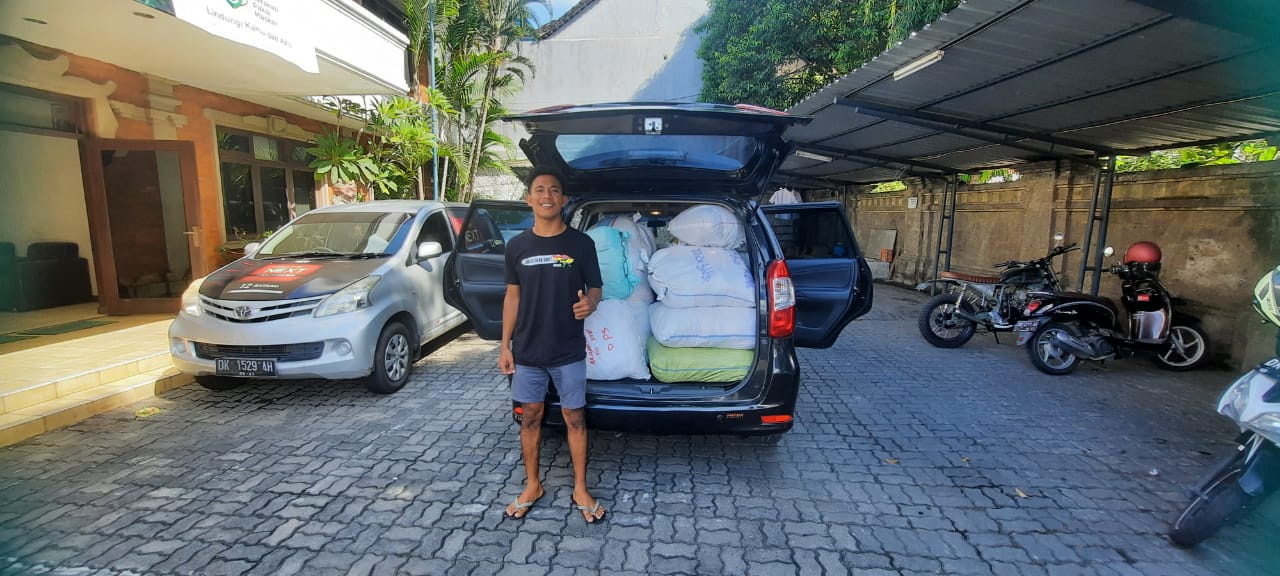 Komunitas Bold Riders Bali menggalang donasi baju layak pakai untuk korban bencana di Nusa Tenggara Timur (NTT). Donasi gelombang dua dilakukan melalui laman Kitabisa.com. Source: Istimewa