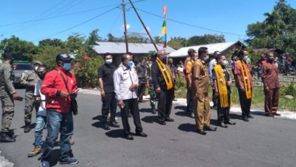 Wabub Ngada Raimundus Bena Resmikan SMK Negeri 1 Wolomeze, So'a 