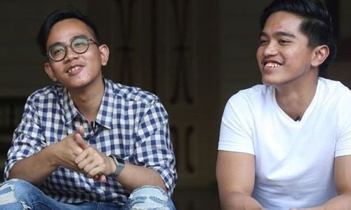 Pajak Daerah Lebihi Target, Wali Kota Solo Gibran Rakabuming Bagi-Bagi Motor