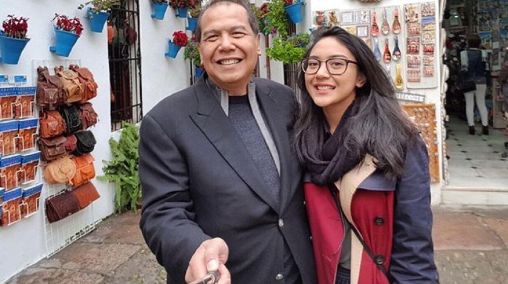 <p>Konglomerat Chairul Tanjung dan anak sulungnya Putri Indahsari Tanjung / Instagram @putri_tanjung</p>