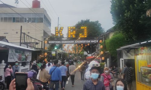 Menikmati Susasana Buka Puasa di Masjid Jogokariyan Yogyakarta