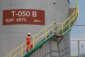 <p>PT Pertamina (Persero) memprediksi total permintaan Bahan Bakar Minyak (BBM) pada periode Mei dan Juni 2021 masing-masing akan meningkat 3,6% dan 2%.  / Pertamina</p>
