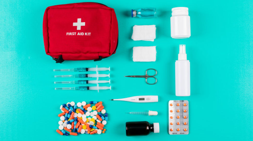 Tas siaga bencana first aid kit