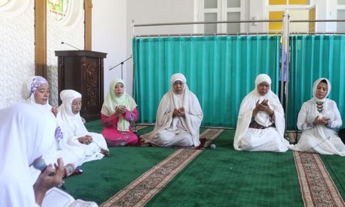 A-KHATAM.jpg