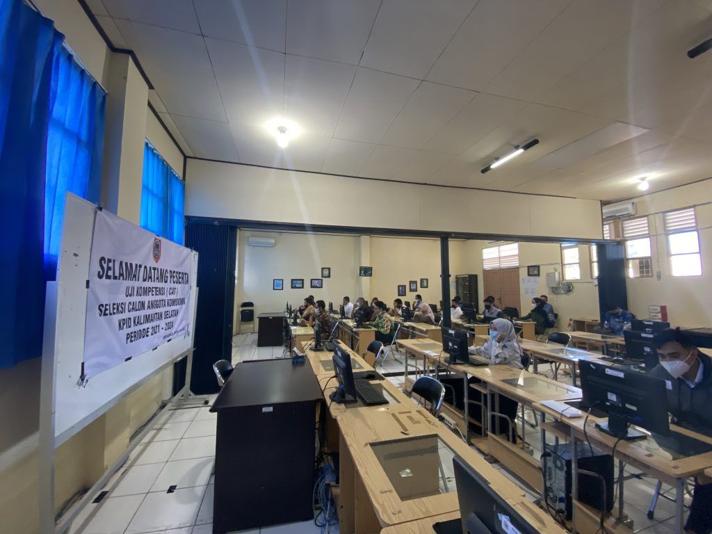 Tes CAT Calon Komisioner KPID Kalsel di ULM Banjarbaru. Source: Ist