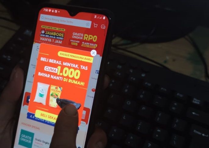 Ilustrasi: Gratis Ongkos Kirim Belanja Online