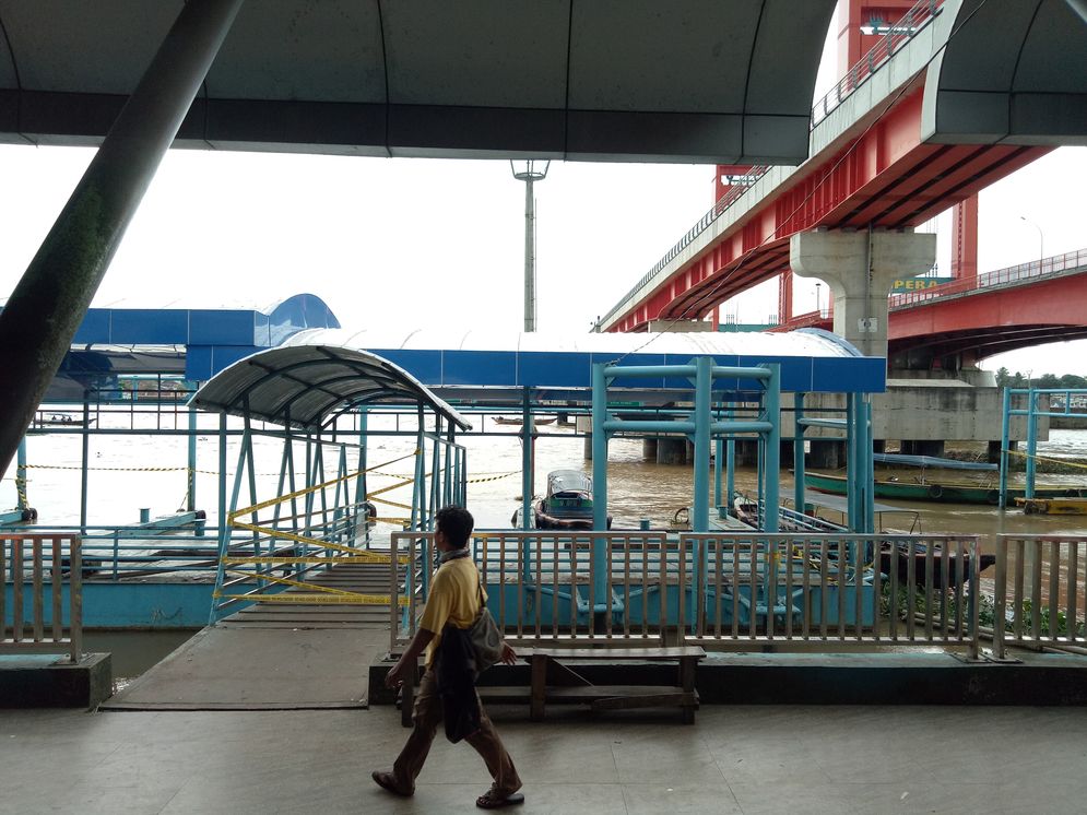 Dermaga 16 Ilir Sekat Arus Mudik.jpg