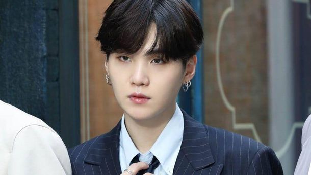 Suga BTS Akui Pernah Alami Gangguan Mental