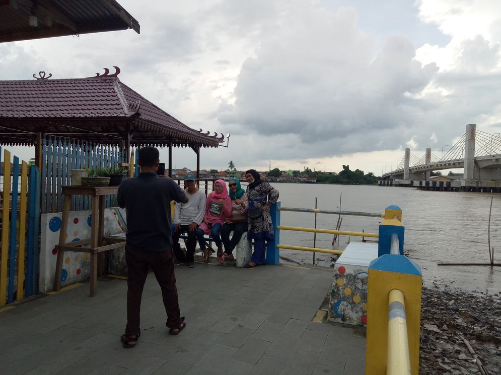 pengunjung Dapoer Cinta Musi IV.jpg