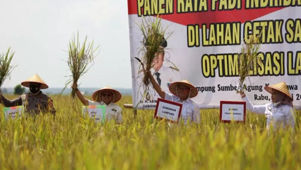 Lampung Luncurkan Kartu Petani di Tulangbawang