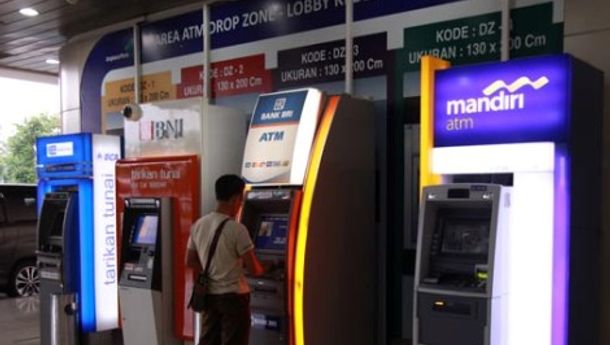 Transaksi di ATM Link Rencana Dikenai Biaya, Himbara Dilaporkan ke OJK dan BPKN