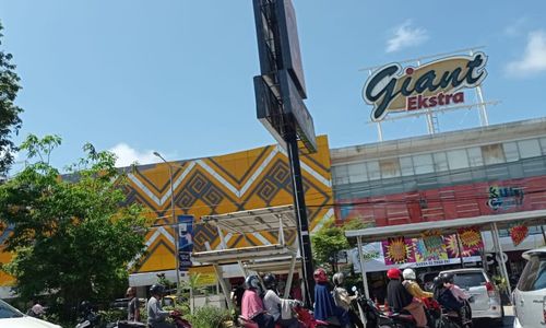 giant.jpeg