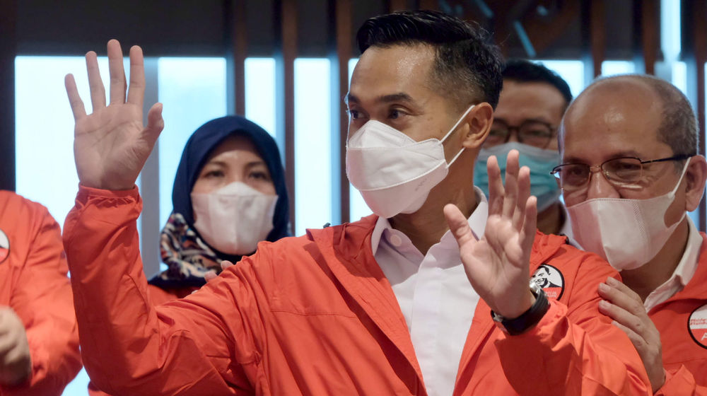 <p>Calon Ketua Umum Kamar Dagang dan Industri (KADIN) Indonesia, Anindya Novyan Bakrie usai melakukan pendaftaran pencalonan Ketua Umum Kadin, di Menara Kadin Indonesia, Kuningan, Jakarta, Senin, 24 Mei 2021. Foto: Ismail Pohan/TrenAsia</p>
