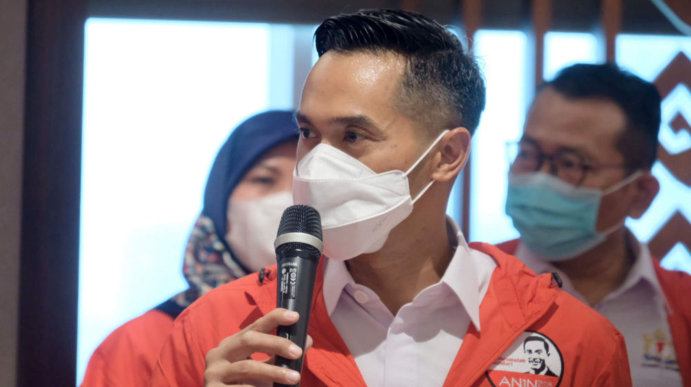 <p>Calon Ketua Umum Kamar Dagang dan Industri (KADIN) Indonesia, Anindya Novyan Bakrie memberikan sambutan saat melakukan pendaftaran pencalonan Ketua Umum Kadin, di Menara Kadin Indonesia, Kuningan, Jakarta, Senin, 24 Mei 2021. Foto: Ismail Pohan/TrenAsia</p>
