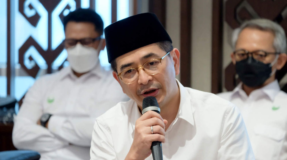 <p>Calon ketua umum Kamar Dagang dan Industri (KADIN) Indonesia, Arsjad Rasjid memberikan pemaparan saat mendaftarkan diri sebagai calon ketua umum Kadin periode 2021-2026 di Menara Kadin, Kuningan Jakarta, Senin, 24 Mei 2021. Foto: Ismail Pohan/TrenAsia</p>
