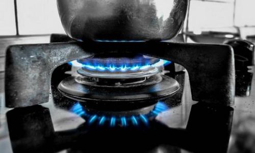 <p>Ilustrasi penggunaan kompor listrik. / IDX Channel</p>
