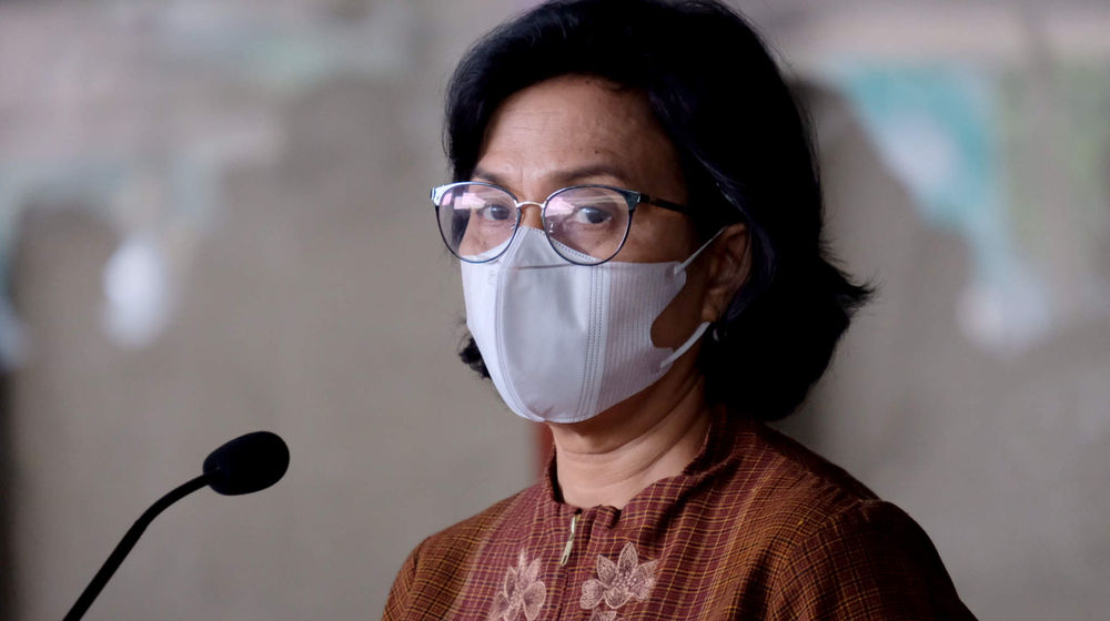 <p>Menteri Keuangan, Sri Mulyani memberikan keterangan pers terkait pertumbuhan ekonomi di kompleks Parlemen Senayan, Jakarta, Kamis, 20 Mei 2021. Foto: Ismail Pohan/TrenAsia</p>
