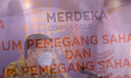 <p>Presiden Direktur MDKA Albert Saputro memberikan pemaparan pada public expose usai pelaksanaan RUPST dan RUPSLB MDKA di Jakarta, Selasa, 25 Mei 2021. Foto: Ismail Pohan/TrenAsia</p>
