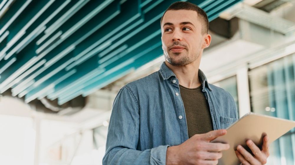 Inilah tips keuangan yang harus Anda lakukan mulai dari sekarang, saat memasuki umur 25 tahun agar keuangan Anda tetap stabil