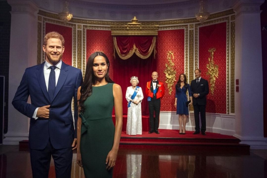 Tak Lagi Jadi Keluarga Kerajaan, Madame Tussaunds Pindahkan Patung Pangeran Harry dan Meghan Markle ke Zona Hollywood