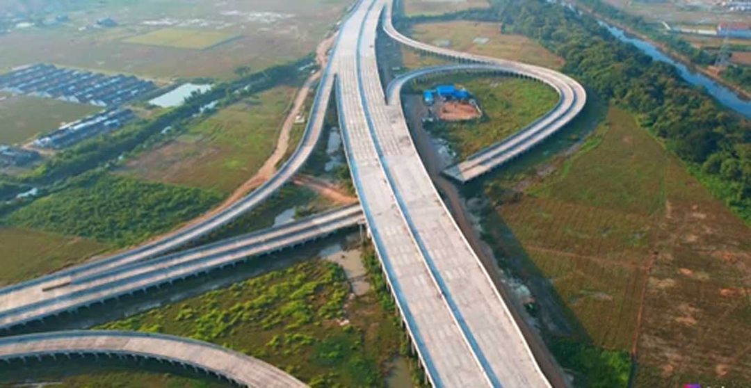 <p>Proyek Tol Cibitung Cilincing Seksi 2/Tangkapan layar YouTube Bang Oland</p>
