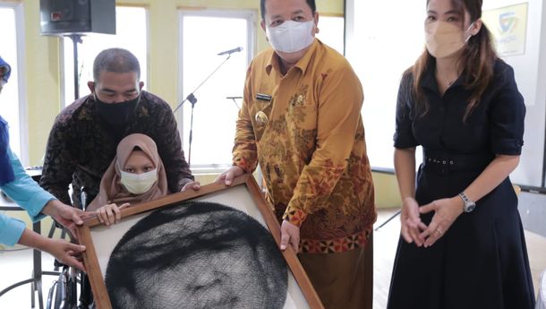 Gubernur Lampung Haru Terima Lukisan String Art dari Penyandang Disabilitas, Apa Itu String Art?