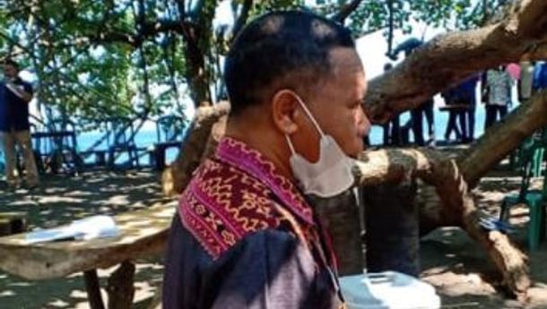 Wabup Ngada, Raymundus Bena Kukuhkan Kelompok Sadar Wisata di Aimere