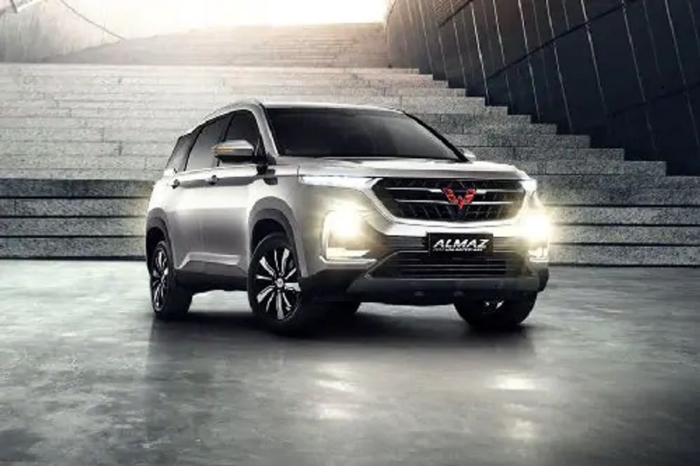 wuling-suv-53064.jpg