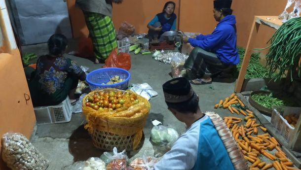 Berdayakan Penjual Sayur Keliling, Karta Heppiii Community Madiun Gerakkan Ekonomi Warga 