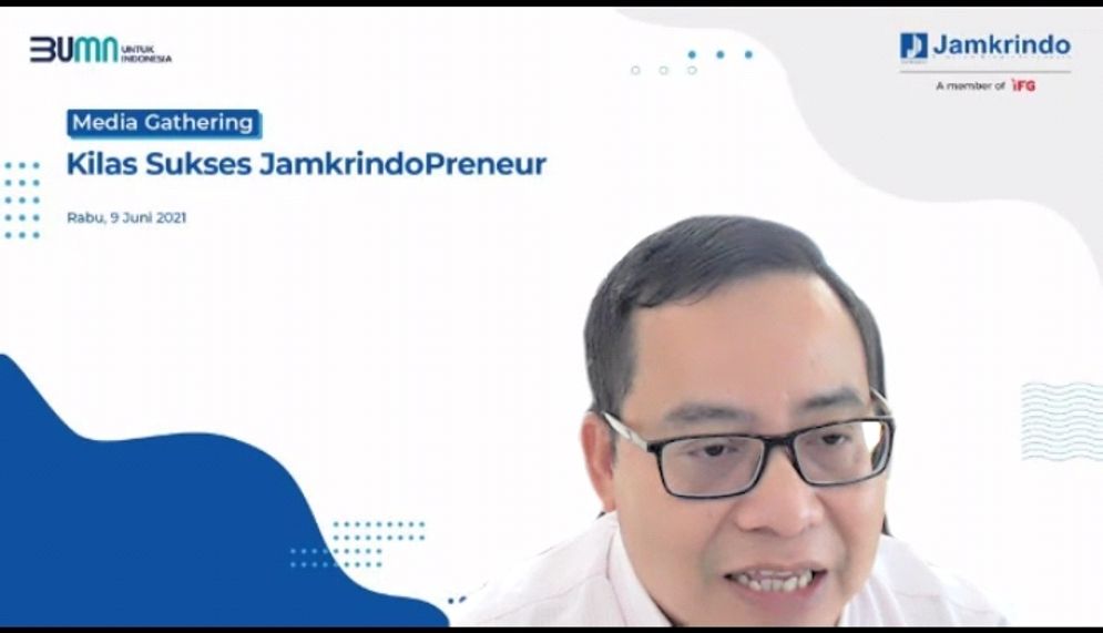 Abdul Bari saat memberi penjelasan.jpg