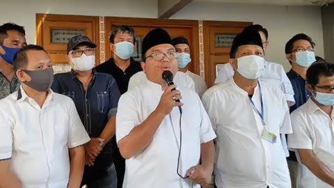 Denny Indrayana saat konferensi pers, Rabu (9/6/2021) di Banjarbaru.