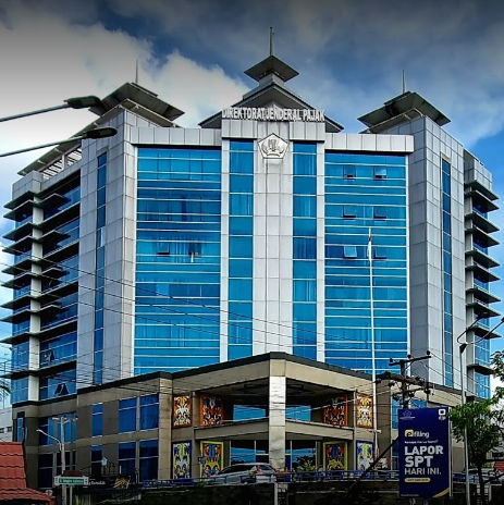 Kantor Wilayah DJP Kalselteng di Jalan Lambung Mangkurat. 