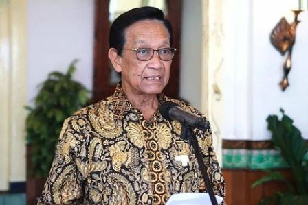 Sri Sultan Hamengku Buwono X menegaskan akan memberlakukan lockdown di seluruh wilayah DIY jika kasus baru COVID-19 terus meningkat.