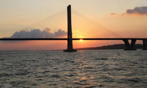 A-JEMBATAN SURAMADU.jpg
