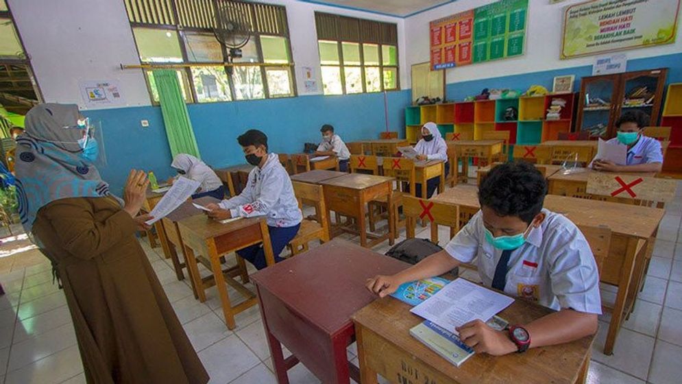 A-SEKOLAH.jpg